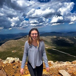 Meet your Posher, Julie